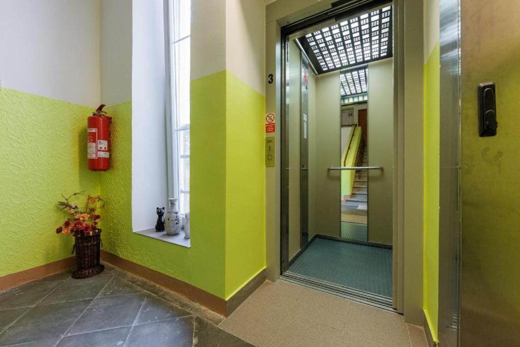 Promenade View Apartment Карловы Вары Экстерьер фото